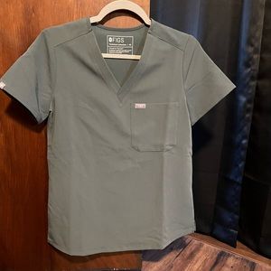 Figs Bonsai Catarina Scrub Top